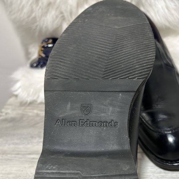 Allen Edmonds Comfort Travel Black Road Warriors 3890 Leather Dress Loafers 12 E main image 4